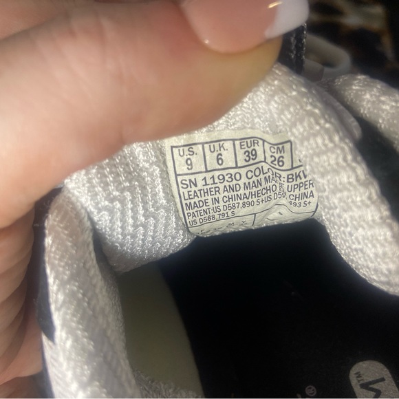 SKECHERS D’LITES - Picture 9 of 11